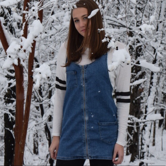 Forever 21 Dresses & Skirts - Overall Dress